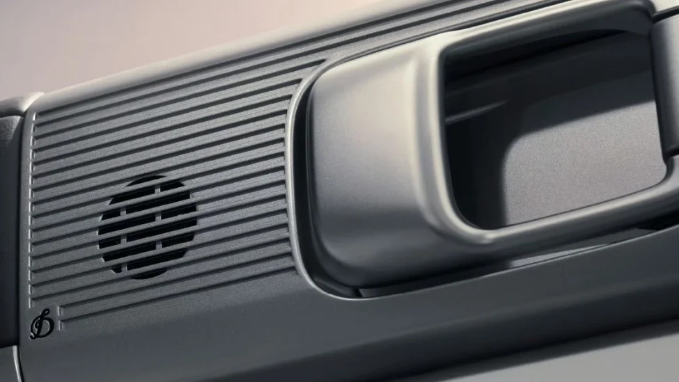 自研音響、可外接平板電腦，比亞迪方程豹鈦7更多內飾官圖公布