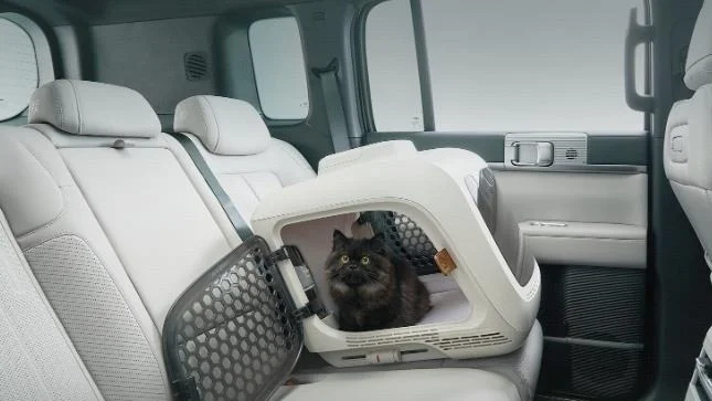 自研音響、可外接平板電腦，比亞迪方程豹鈦7更多內飾官圖公布