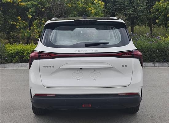 東風風行游艇PHEV上市 售15.49-15.99萬元