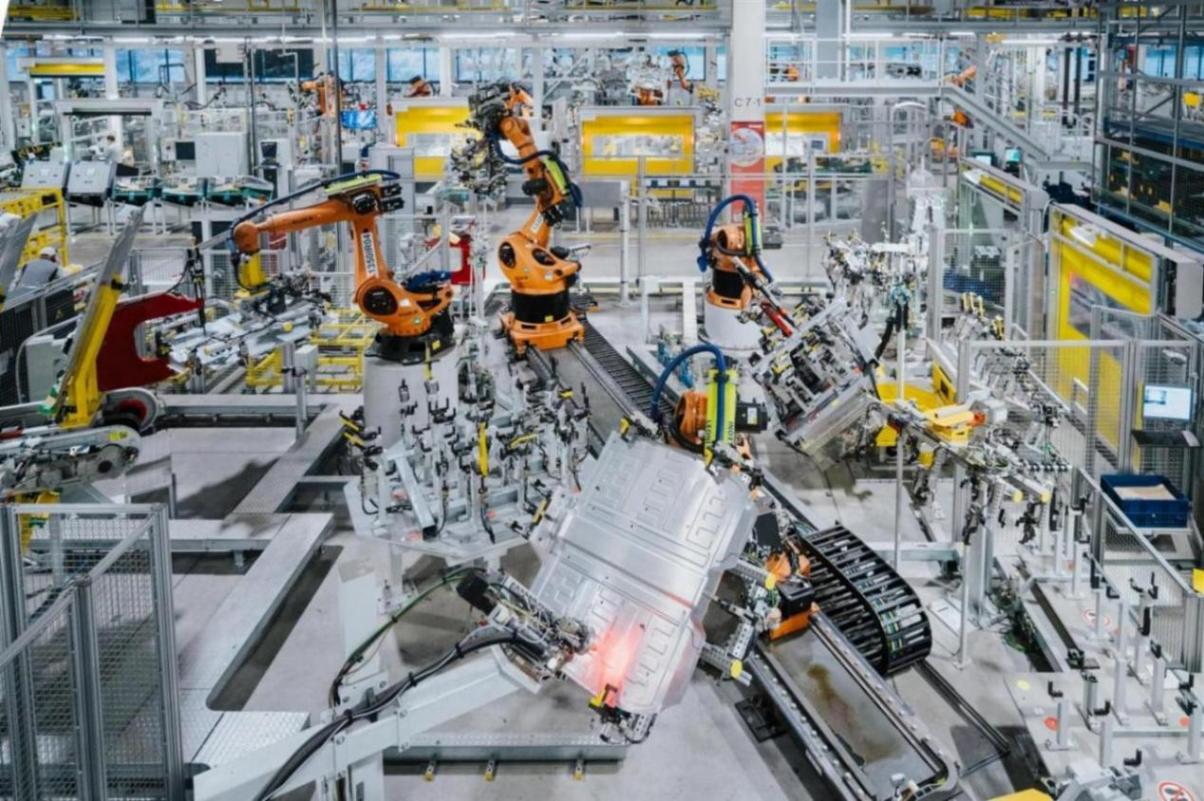 跨國企業(yè)，開始為中企&ldquo;代工&rdquo;